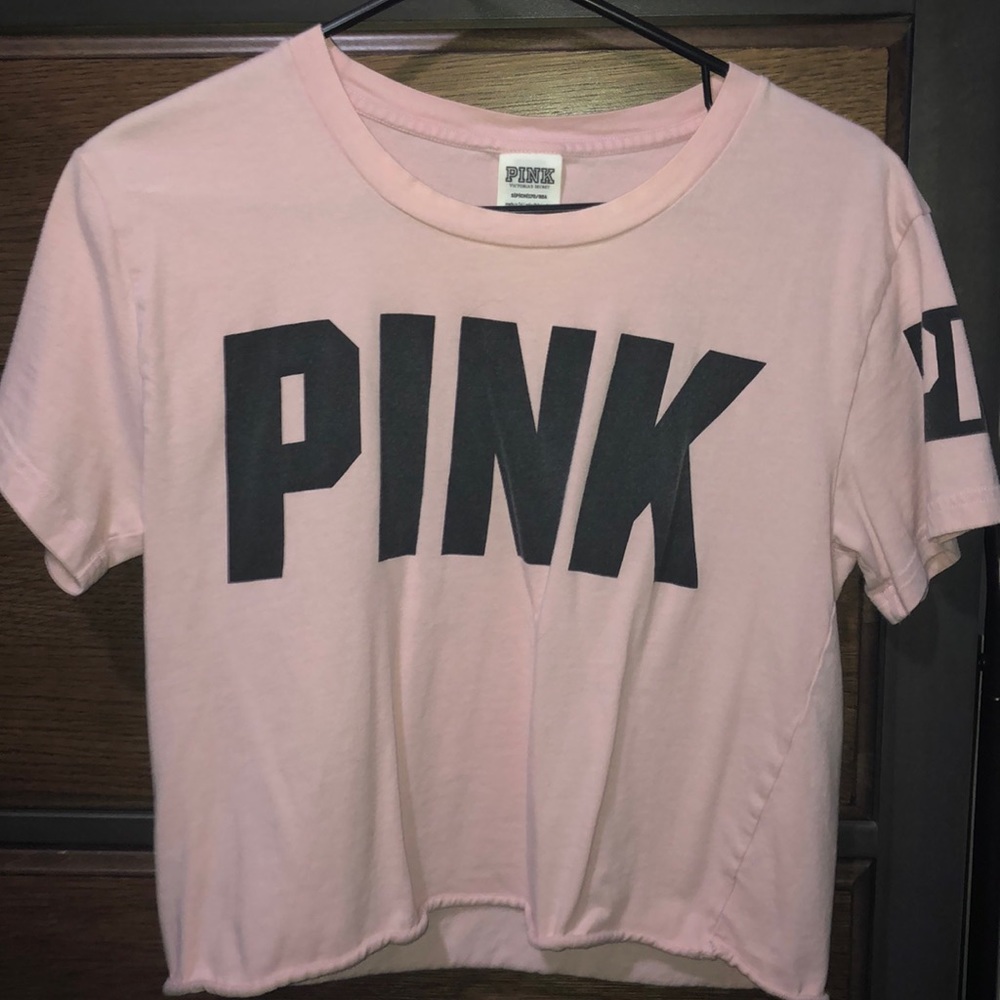 VS Pink T-Shirt